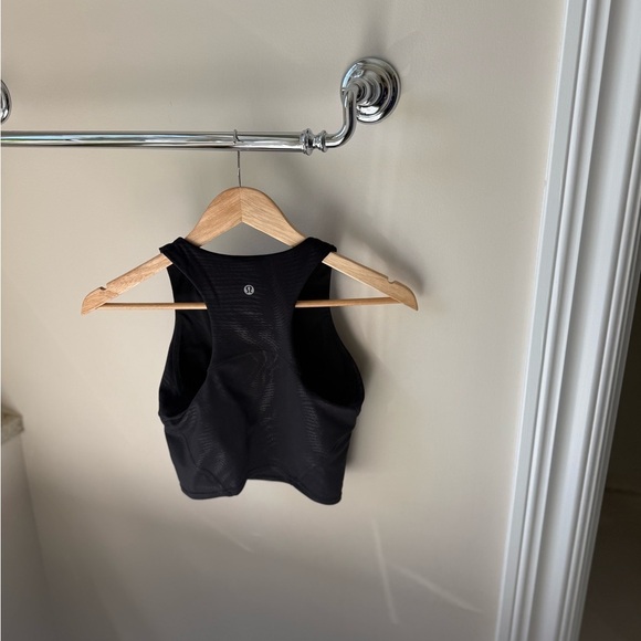 lululemon athletica Black Racerback Tank Top Invigorate Training Tank Top sz 4 - Picture 9 of 10